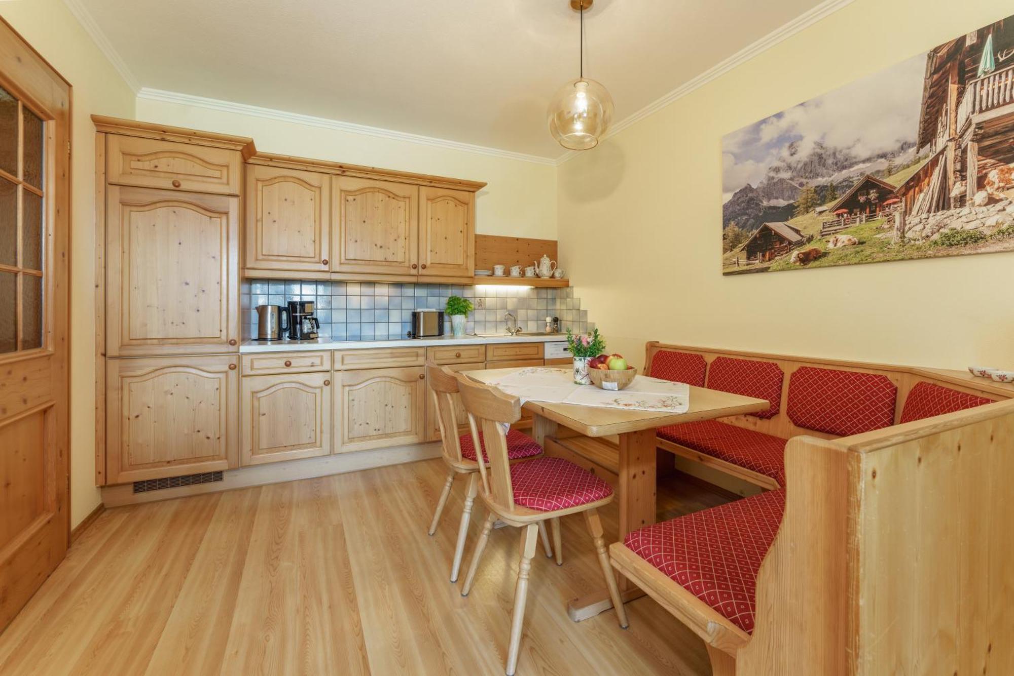 Landhaus Birgbichler - Apartments In Ramsau Am Dachstein - Inklusive Sommercard! Exterior photo