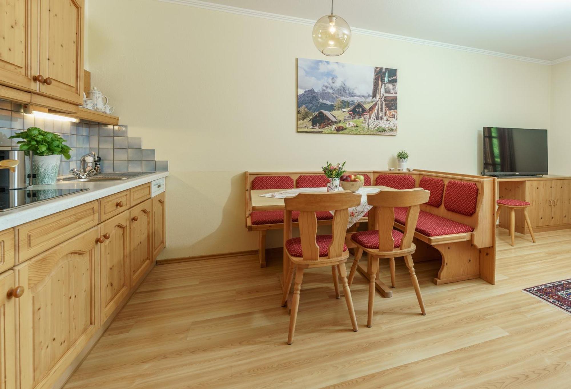 Landhaus Birgbichler - Apartments In Ramsau Am Dachstein - Inklusive Sommercard! Exterior photo